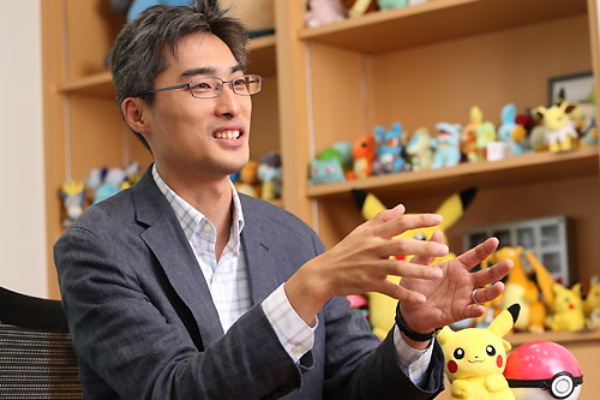 ポケモンgo 爆発力生んだ日米協業の舞台裏 日経ビジネス電子版 ポケモンgo 爆発力生んだ日米協業の舞台裏 日経ビジネス電子版