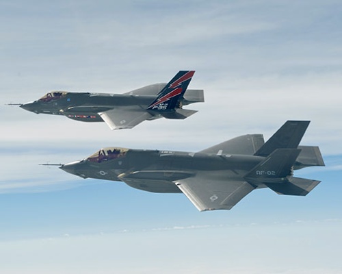 航空自衛隊が導入を始めたF-35A(写真=U.S. Air Force/アフロ)