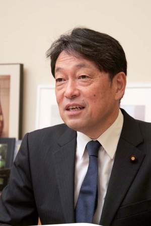 小野寺五典(おのでら・いつのり) 衆院議員。1983年に東京水産大学を卒業、1993年に東京大学大学院法学政治学研究科を修了。宮城県庁、松下政経塾、東北福祉大学助教授などを経て、1997年、衆院議員に初当選。以降、外務大臣政務官、外務副大臣、防衛大臣などを歴任。現在は衆院外務委員会の筆頭理事を務める(写真:新関雅士)