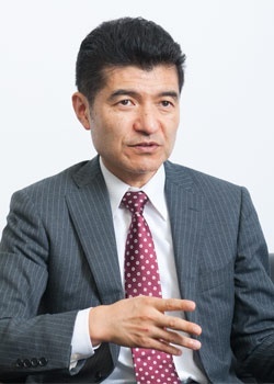 道下徳成(みちした・なるしげ)氏政策研究大学院大学教授(安全保障・国際問題プログラム ディレクター)。 専門は日本の防衛・外交政策、朝鮮半島の安全保障。 著書に『北朝鮮 瀬戸際外交の歴史、1966~2012年』(ミネルヴァ書房、2013年)がある。米国ジョンズ・ホプキンス大学博士(写真:菊池くらげ)