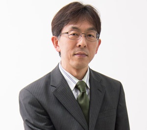 <b>小松宏行(こまつ・ひろゆき)氏。</b><br>ワークスアプリケーションズパートナー。東京大学理学部卒業後、日本ディジタルイクイップメント研究開発センター入社。その後、米Lotus Development、米PointCast、米Netscape Communicationsを経て、2002年アリエル・ネットワークを創業、04年同社社長就任。09年アリエルを売却したワークスアプリケーションズに参画、最先端技術研究部門を設立し、現在はシンガポール・上海等のグローバルエンジニアリングの統括責任者。産業技術大学院大学客員教授。