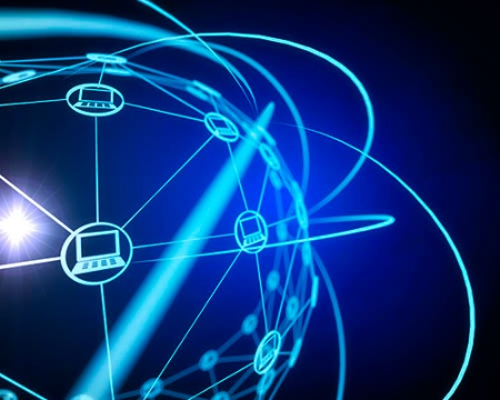 ブロックチェーンの登場は、インターネットの登場以来の衝撃。(写真:アフロ)