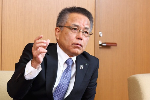 「来年以降、どんなことが起こるか楽しみにして下さい」と語る神出元一理事長