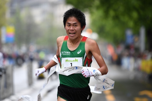 2016年4月のチューリッヒマラソンで優勝した川内優輝。（写真＝AP/アフロ）