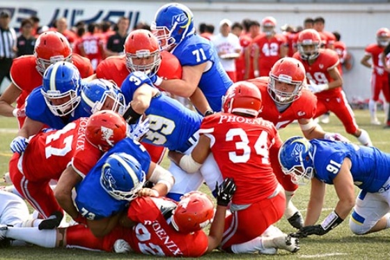 日大アメフト部の蛮行 スポーツへの背信行為だ 日経ビジネス電子版 日大アメフト部の蛮行 スポーツへの背信行為だ 日経ビジネス電子版