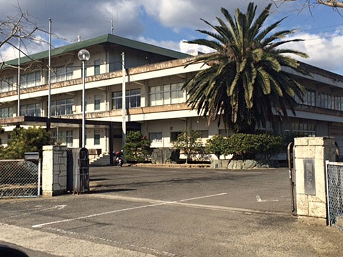愛媛県西条市にあるテラマチの本社・工場。60人の従業員が働いていた（2016年撮影）