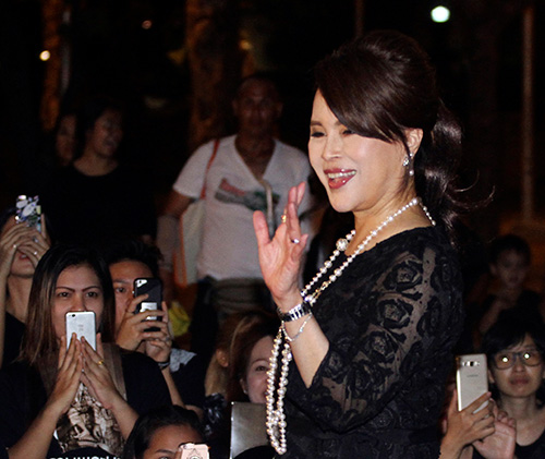タイ 王女の首相擁立騒動で始まる泥仕合 日経ビジネス電子版