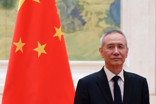 中国で経済政策のカギを握る劉鶴副首相(写真:AFP/アフロ)