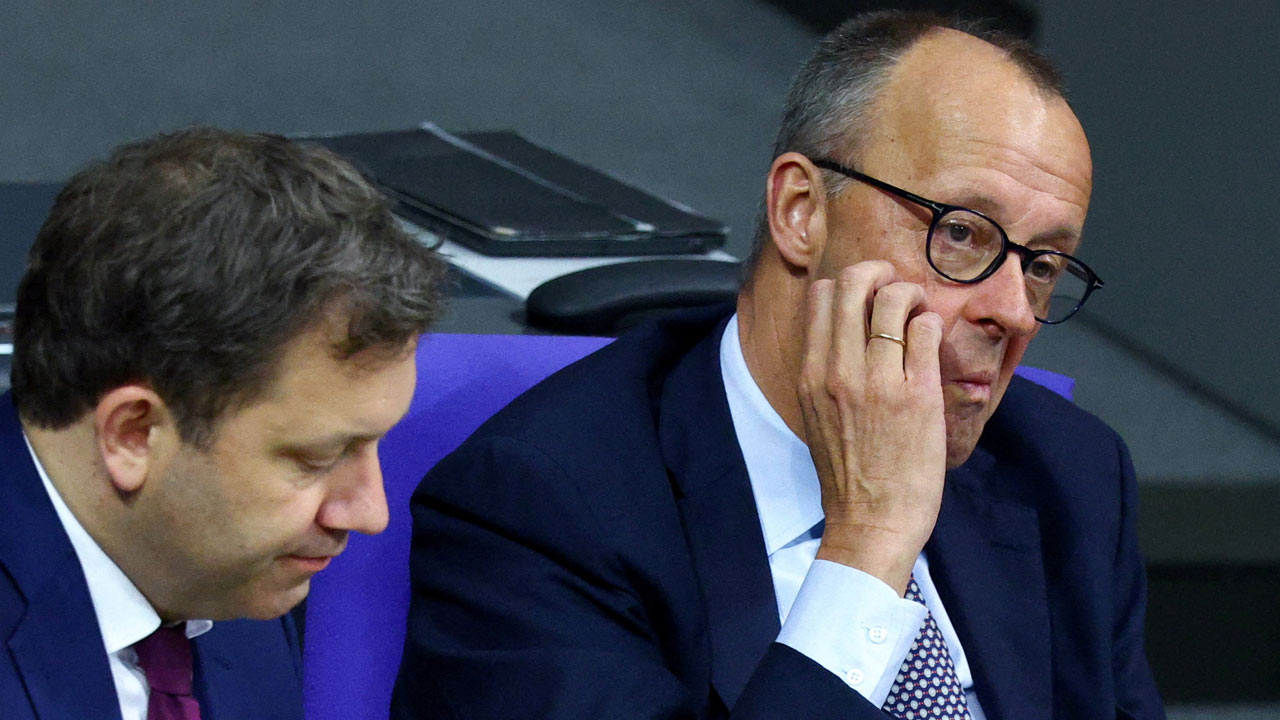 公的年金をめぐる若者の「反乱」 ドイツのメルツ首相が一時窮地に：日経ビジネス電子版