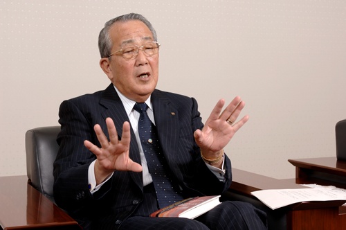 稲盛和夫氏は8月24日、老衰のため京都市内の自宅で死去した。90歳だった（写真：福尾 行洋）
