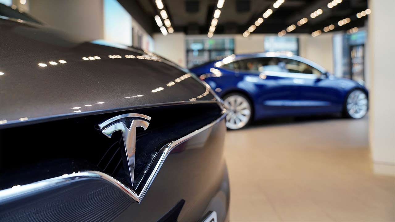 テスラが「超野心的」な1兆ドル報酬案、マスク氏の引き留め狙う：日経ビジネス電子版