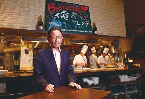 <b>「俺のフレンチ」などのレストランを30店舗以上展開する坂本孝は、今後も新ビジネスを立ち上げ続けるという</b>（写真＝竹井 俊晴）