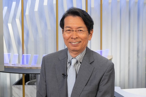 豊島 逸夫(としま・いつお)豊島&アソシエイツ代表。一橋大学経済学部卒。三菱銀行(現・三菱UFJ銀行)勤務を経てスイス銀行に入行。国際金融業務に配属され外国為替貴金属ディーラーを務める。その後、2011年9月までワールド・ゴールド・カウンシル日本代表。独立後は国際金融、マクロ経済の最新動向を中心に執筆、講演を精力的に続けている。欧米のヘッジファンドや年金基金などの幅広い人脈を生かし、独立系の立場から分かりやすく市場動向を説くことに定評がある。日経電子版マーケット面コラム「豊島逸夫の金のつぶやき」を連載。著書に『金を通して世界を読む』(日本経済新聞出版社)