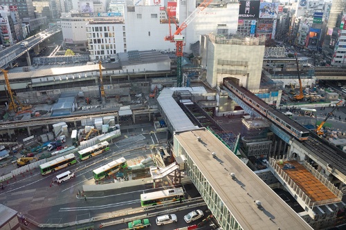2015年、東急百貨店東横店東館がなくなった渋谷駅。ずいぶんすっきりしてしまった(写真:荻窪圭)