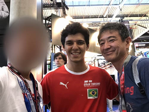 ワールドツアー第2戦、ネイションズカップのチャンプ。ブラジル代表のイゴール・フラガ選手。彼はヨーロッパでリアルのモータースポーツでも活躍している将来有望な青年です。日本語もペラペラ。