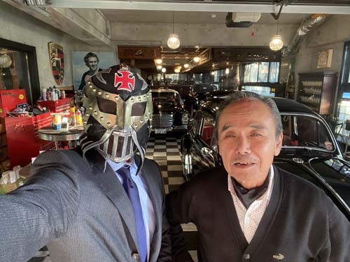 広大なお屋敷もセンス溢れる素晴らしいものでした。詳しくは次号のカートップで!