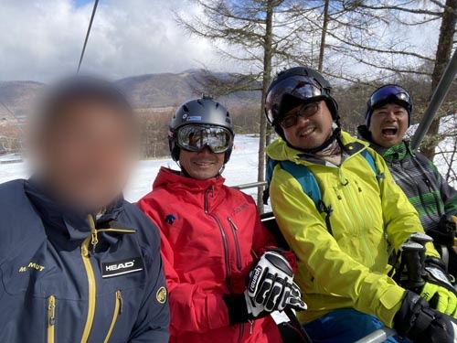 TRICERATOPSのメンバーとブランシュたかやまスキーリゾートで。やっぱりスキー専用ゲレンデは滑りやすいです。