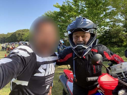宮城光氏と。彼のバイク講習はマジで受けたほうがいい。後日講習をリポートします。