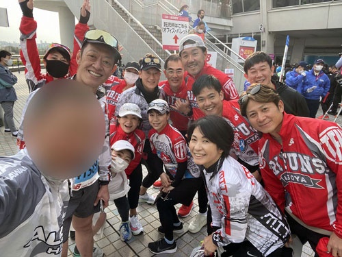 名古屋のトライアスロン仲間のみなさまとスタート前に。