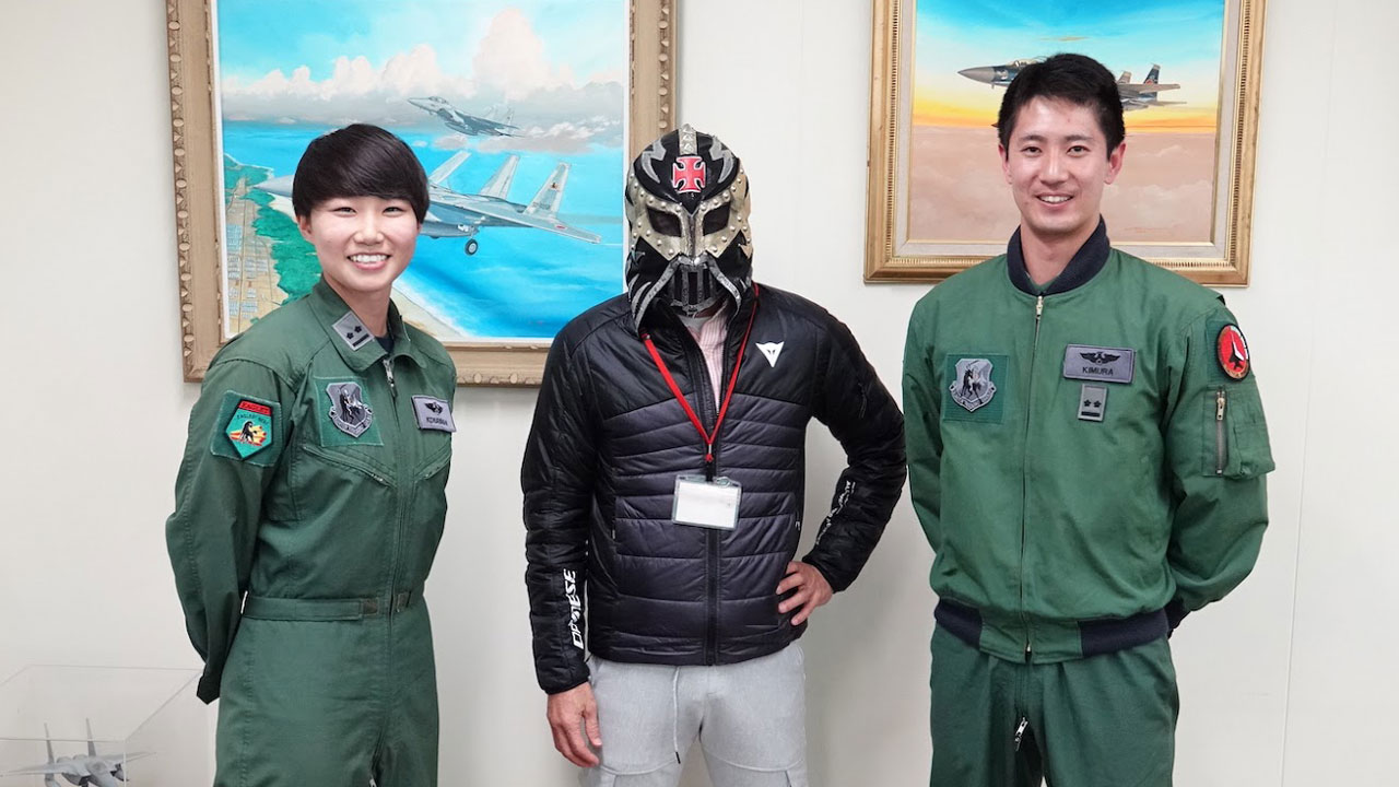 目指すは「死なないパイロット」 F-15新人教育：日経ビジネス電子版