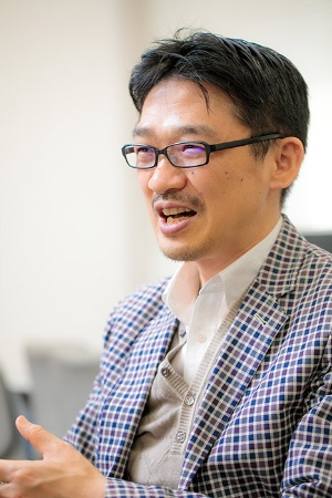 東京大学大学院教授の松田浩一さん。整形外科医がなぜ研究者に転身したのだろうか。