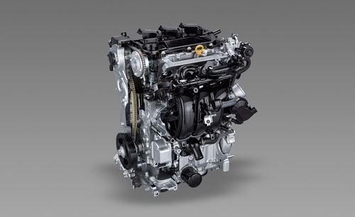 ヤリスに搭載された新型1.5Lエンジン。直列3気筒で、2.0Lの4気筒エンジンから1気筒減らした「モジュールエンジン」だ。(写真:トヨタ自動車)