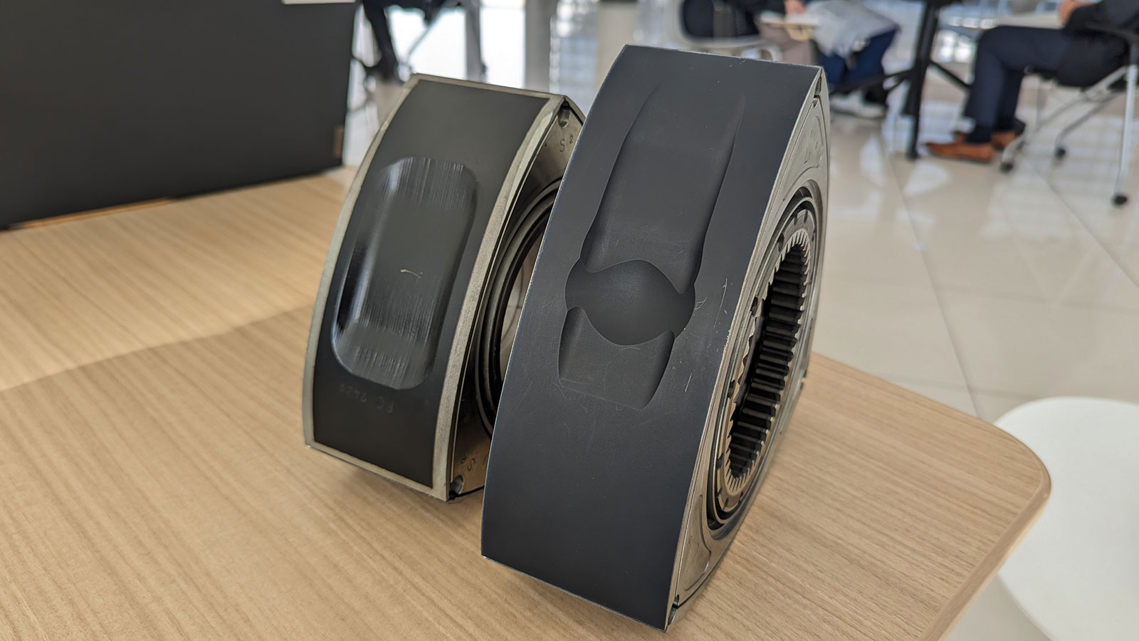 ロータリーの魅力が伝わりにくいマツダ「MX-30 Rotary-EV