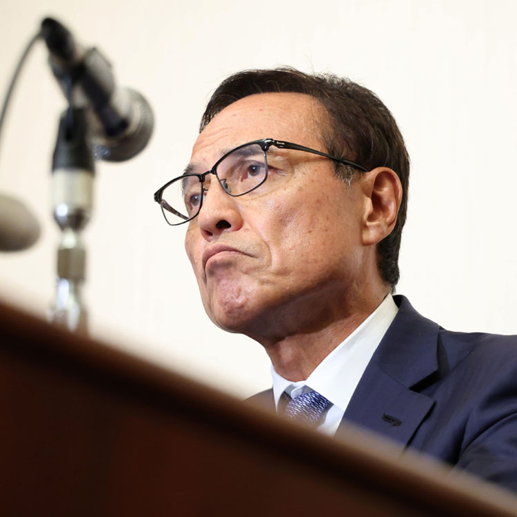 新浪剛史氏から消えた「真摯さ」　保身が招くリーダーシップの終焉