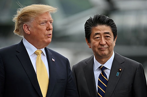 G20大阪サミットが6月28日から開催される。米中、日米など2国間外交に注目が集まるが、多国間外交こそ本質だ。写真は今年5月のトランプ米大統領の来日時(写真:代表撮影/ロイター/アフロ)
