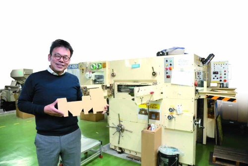 「買収先の社長の最優先事項が、雇用と社名の維持だったため、売買金額の交渉はスムーズだった」と語る美販の尾寅社長(写真:大亀京助)