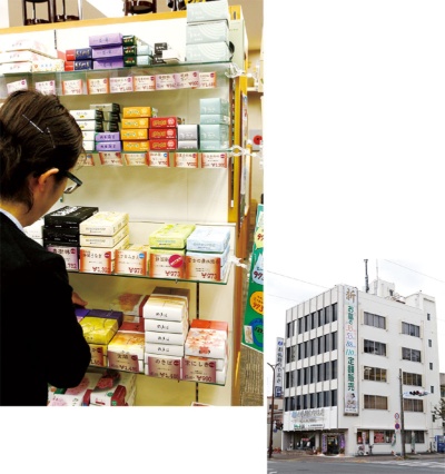 多能職化により、店舗スタッフ以外の社員も、店内の商品配置を把握している（上）。静岡市にある本社（右）。2020年には県内に2店舗増える計画だ（写真：村田わかな）