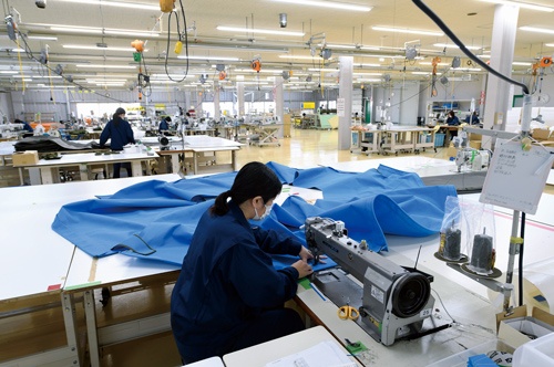前田工繊が再生した未来テクノの工場。工場の集約をした上で、取引先も設備も人員も引き継いでいる