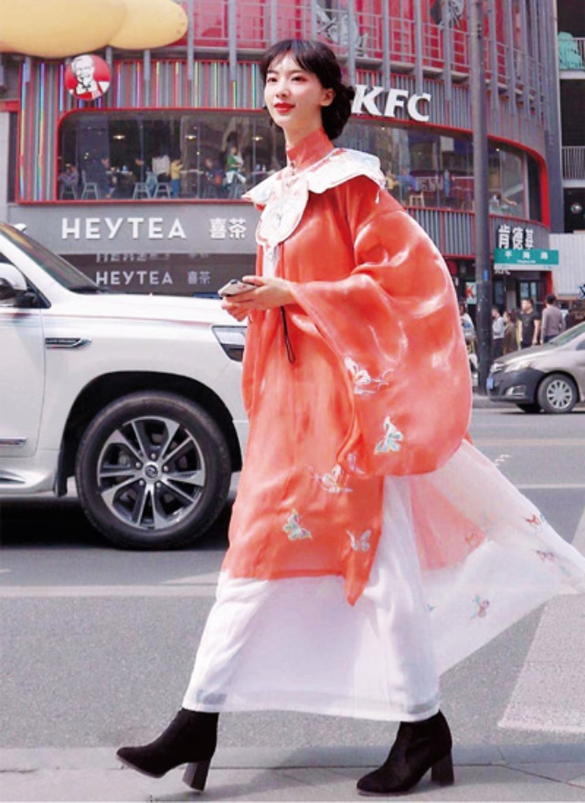 中国ec市場でレンタル事業とオリジナルブランドが急伸 日経ビジネス電子版 中国ec市場でレンタル事業とオリジナルブランドが急伸 日経ビジネス電子版