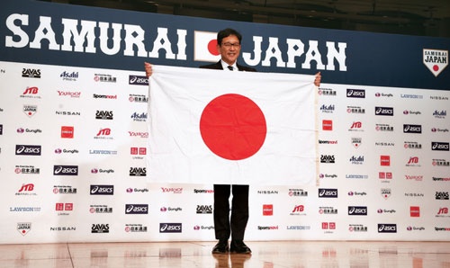 2022年、侍ジャパンの監督に就任。リーダーとしてチームをけん引する(写真/共同通信)