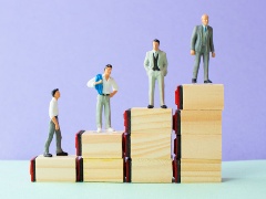 給料は高いけれど 働かないオジサン にもう一度発奮してもらいたい 日経ビジネス電子版 給料は高いけれど 働かないオジサン にもう一度発奮してもらいたい 日経ビジネス電子版