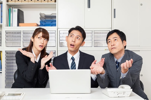 実は日本人が一番「極端」(写真:PIXTA)