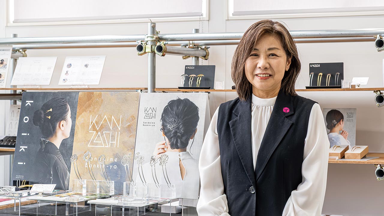父から板金業を継いだ女性社長の苦悩